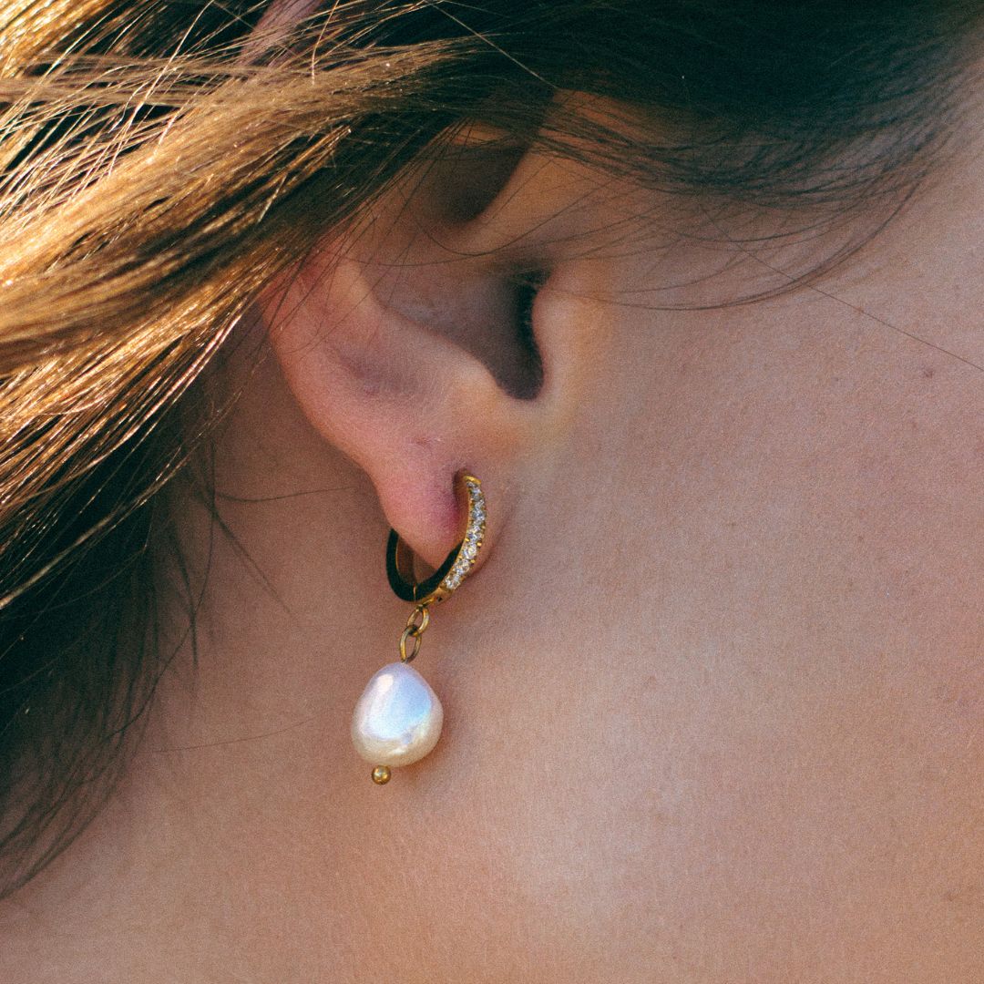 Boucles d'oreilles créoles en perles d'eau douce