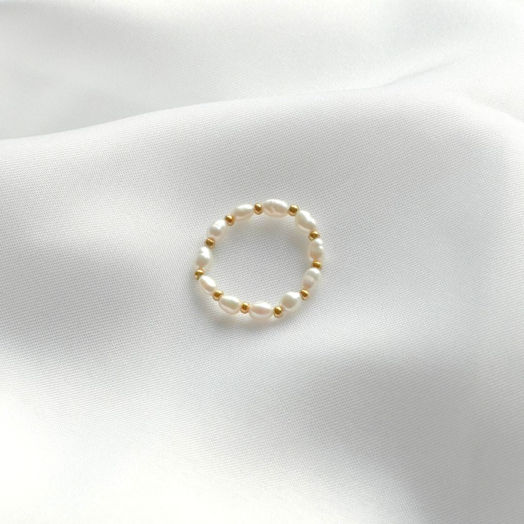 "Isle" Ring