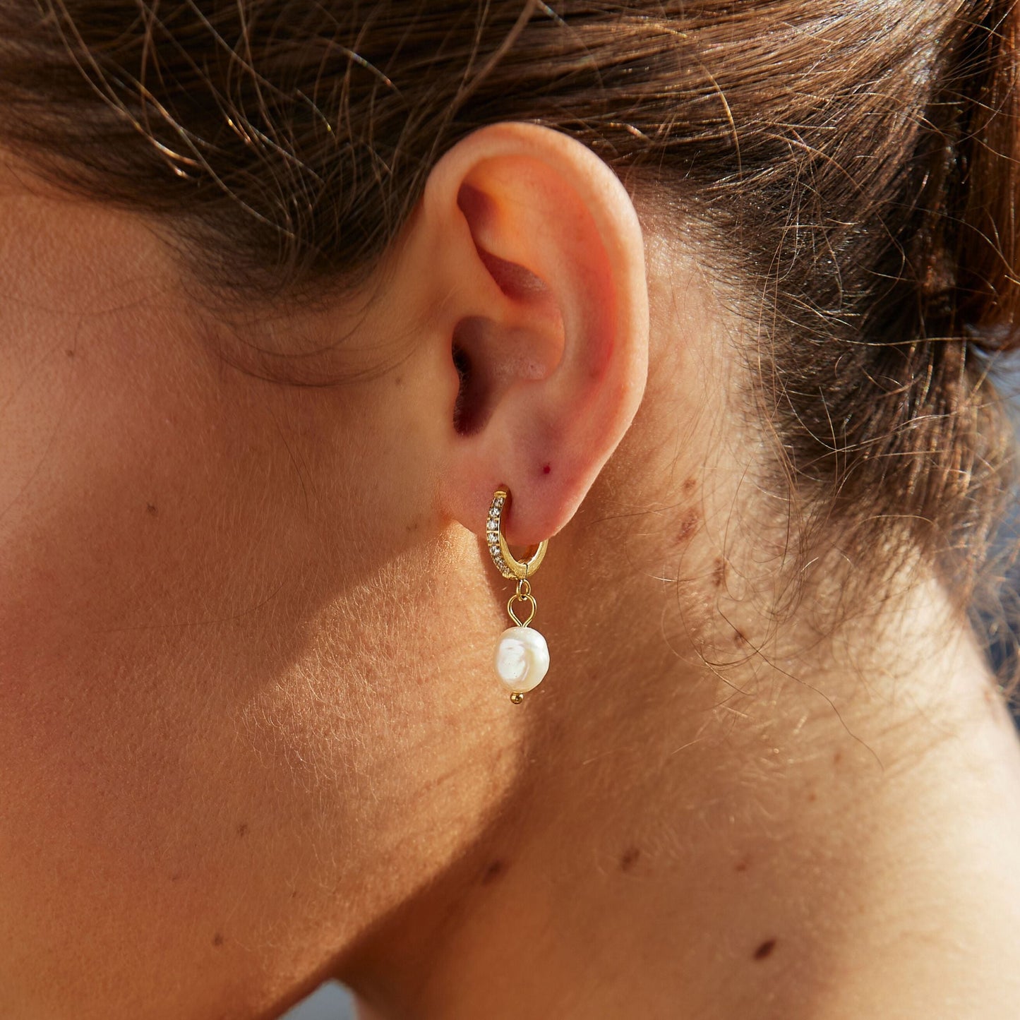 Boucles d'oreilles créoles en perles d'eau douce