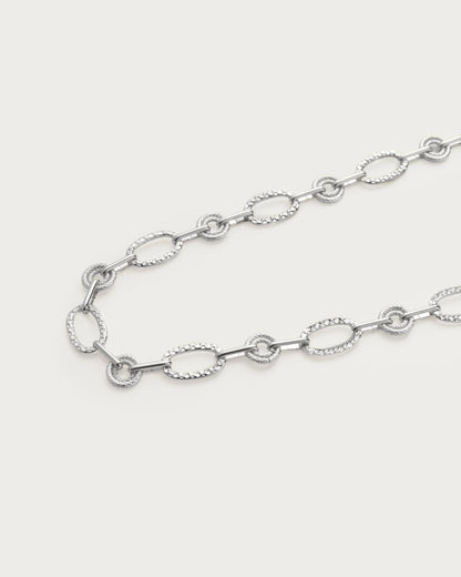 Textured Circle Link Necklace in Silver