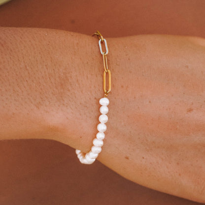 "Bermuda" Freshwater Pearl Bracelet