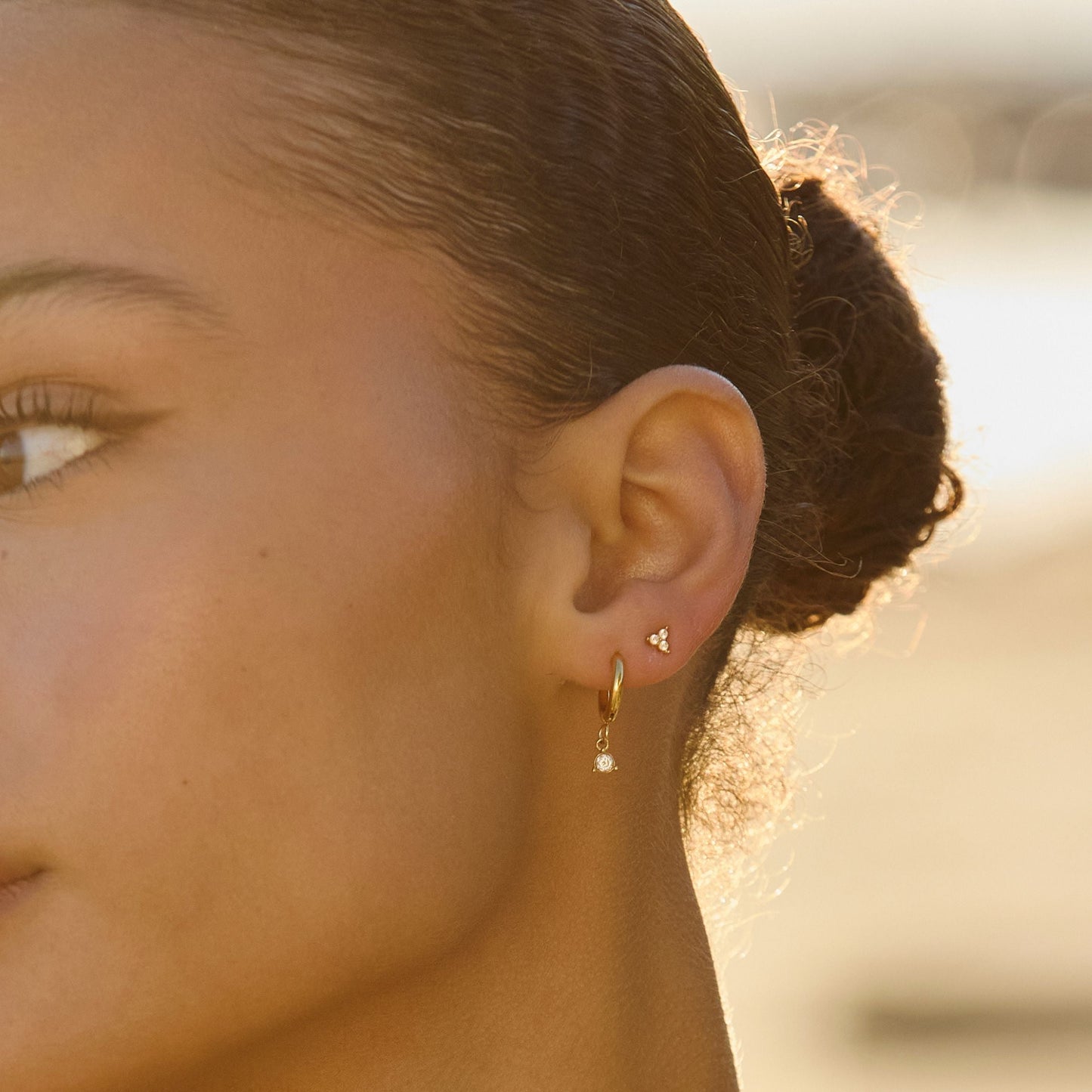 Boucles d'oreilles créoles en forme de goutte de diamant 