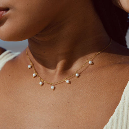 Pearl Droplet Necklace