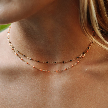 Collier ras du cou en perles de mandarine