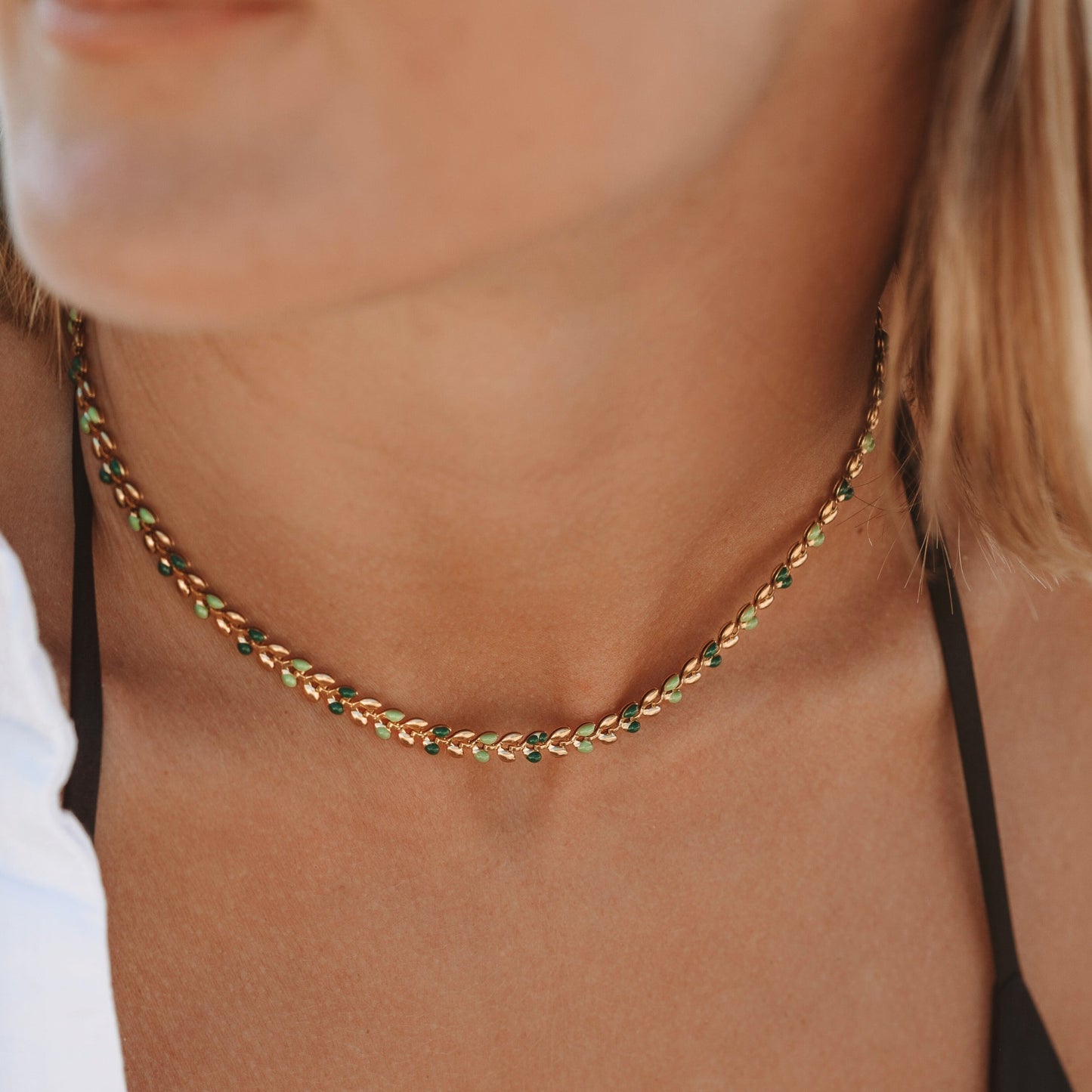 Collier ras du cou tropical 