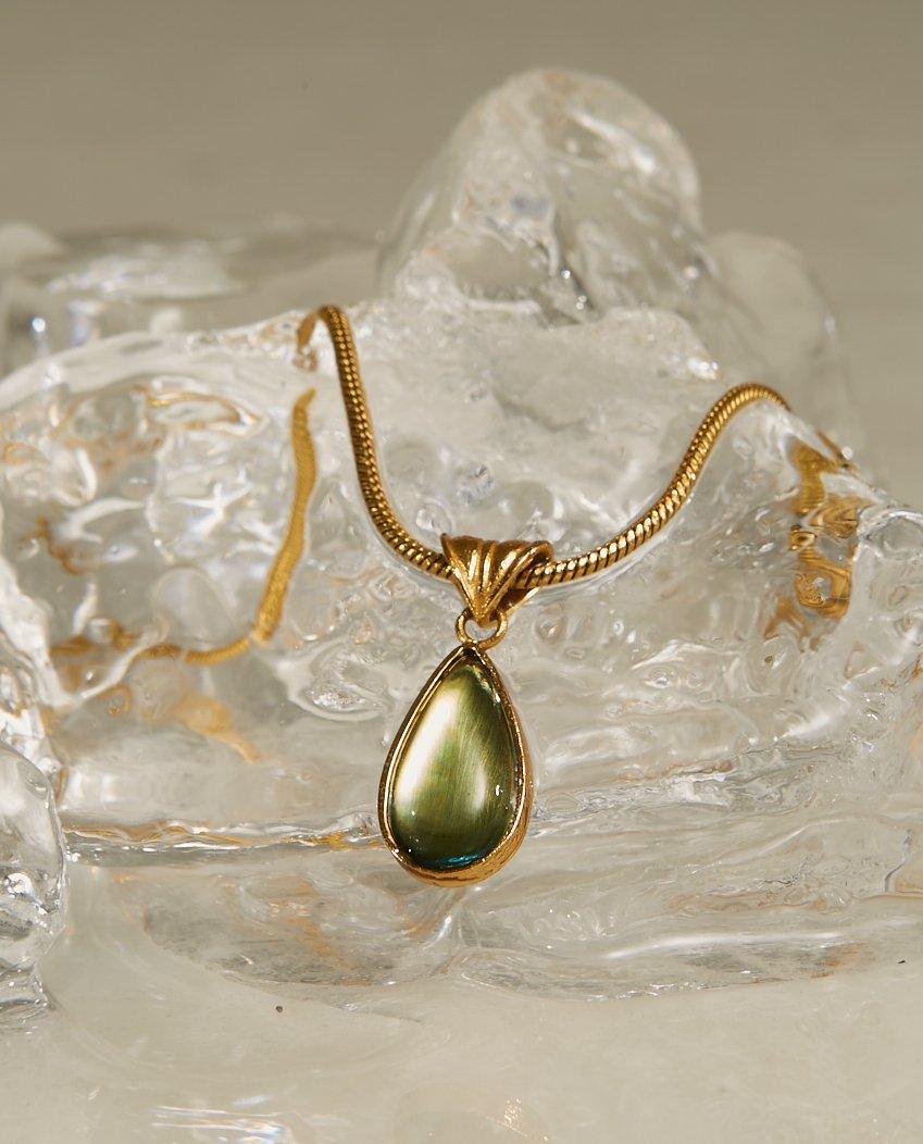 Collier goutte d'eau